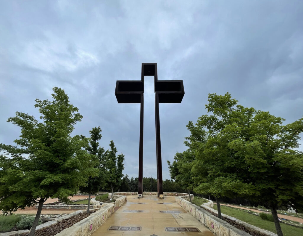 The Texas Bucket List The Coming King Sculpture Prayer Gardens in